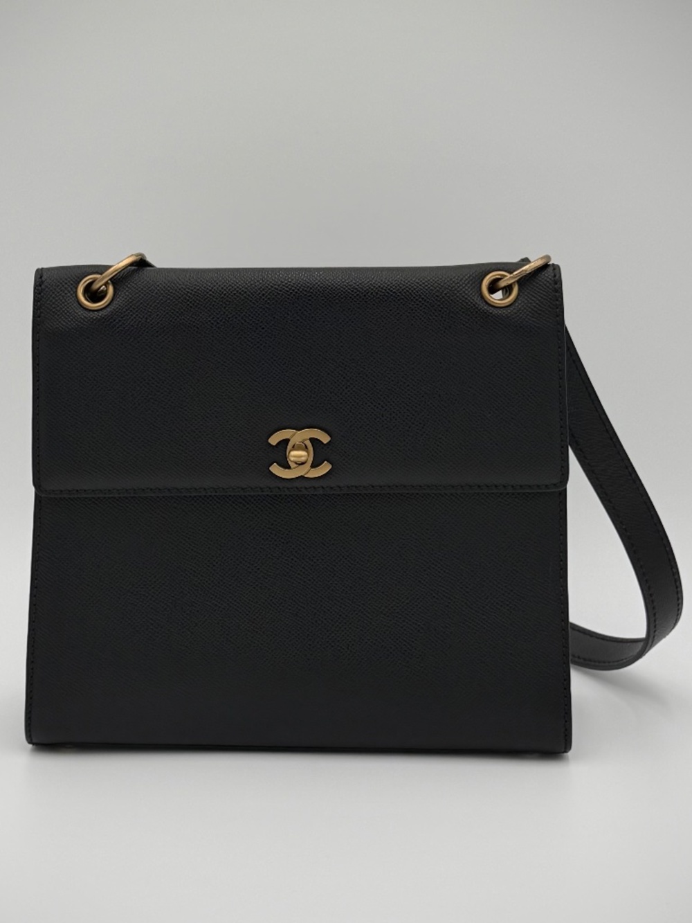 Chanel Vintage Caviar Shoulder Bag — Black - Picture 3 of 14